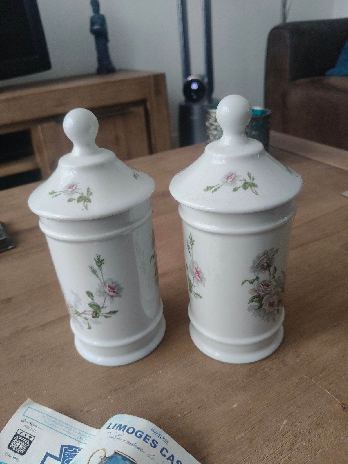 Set van 2 Limoges Castel porseleinen potten, Antiek en Kunst, Ophalen