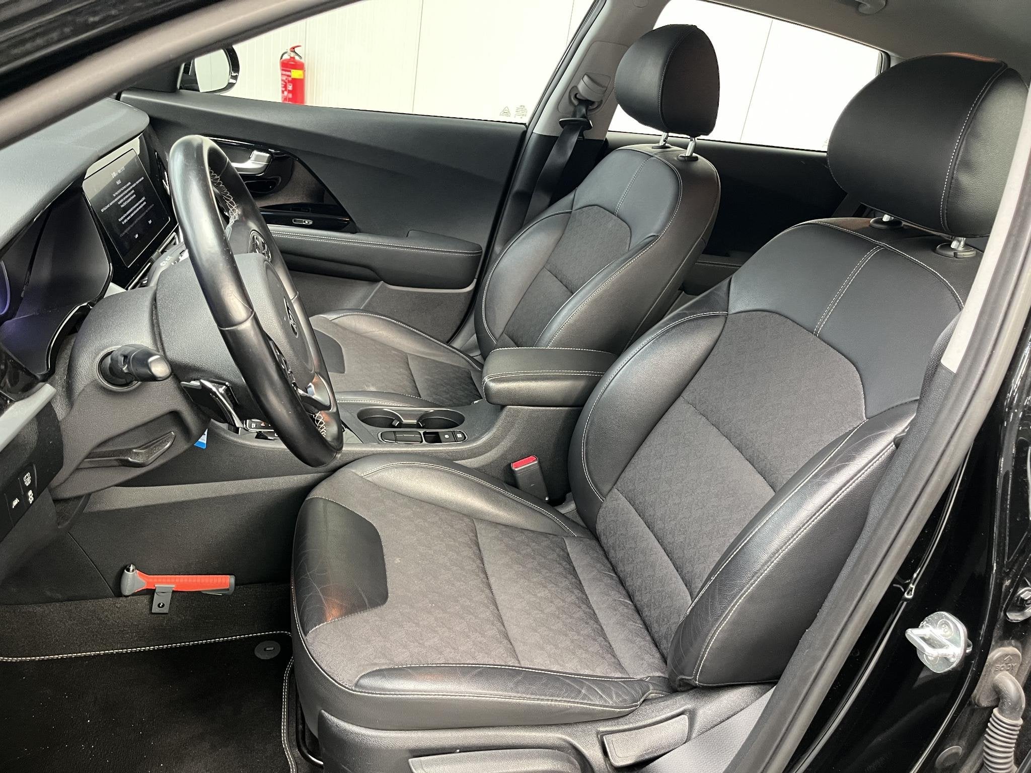 Kia Niro 1.6 GDi Hybrid DynamicLine, Auto's, Gebruikt, Euro 6, 2 kWh, Leder en Stof