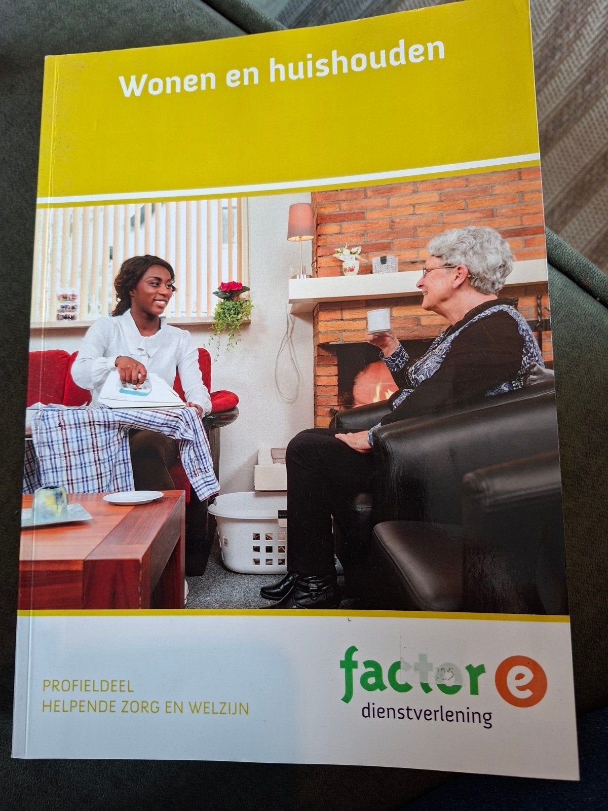 Wonen en huishouden - Factor E Dienstverlening, Ophalen of Verzenden, Zo goed als nieuw, MBO, Gamma