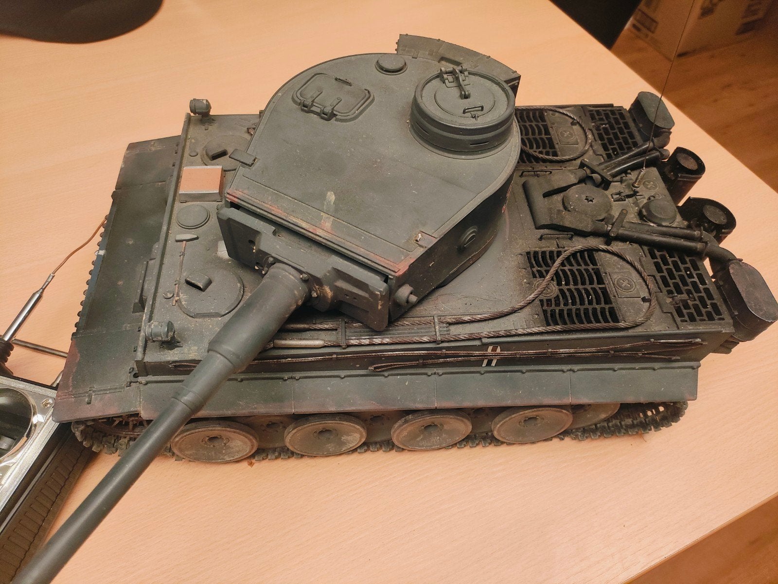 Heng Long RC Tiger Tank 1:16 - Afstandsbestuurbare Tank, Ophalen of Verzenden, Gebruikt, Tank, Overige merken