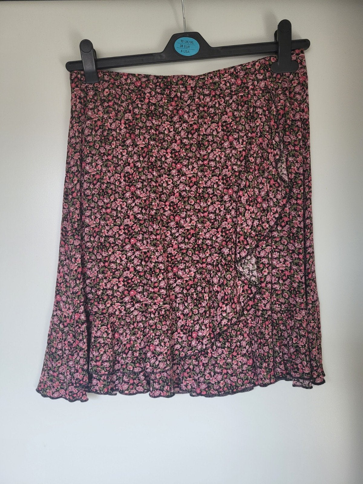Roze groene bloemetjes rok. Maat L. Nieuw!, Kleding | Dames, Rokken, Maat 42/44 (L), Nieuw, Ophalen of Verzenden, Knielengte