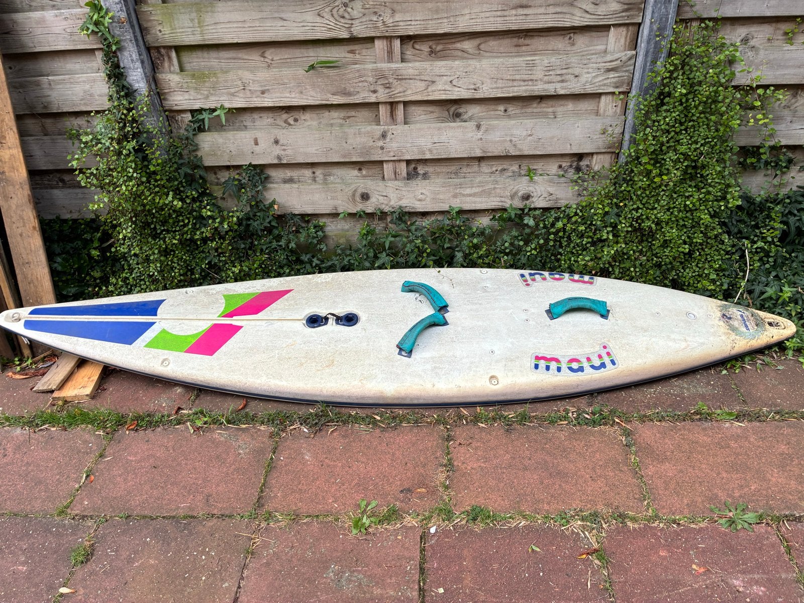 Vintage Windsurfplank Bruno Sainval Industries Maui, Met voetbanden, 250 tot 300 cm, Gebruikt, Plank