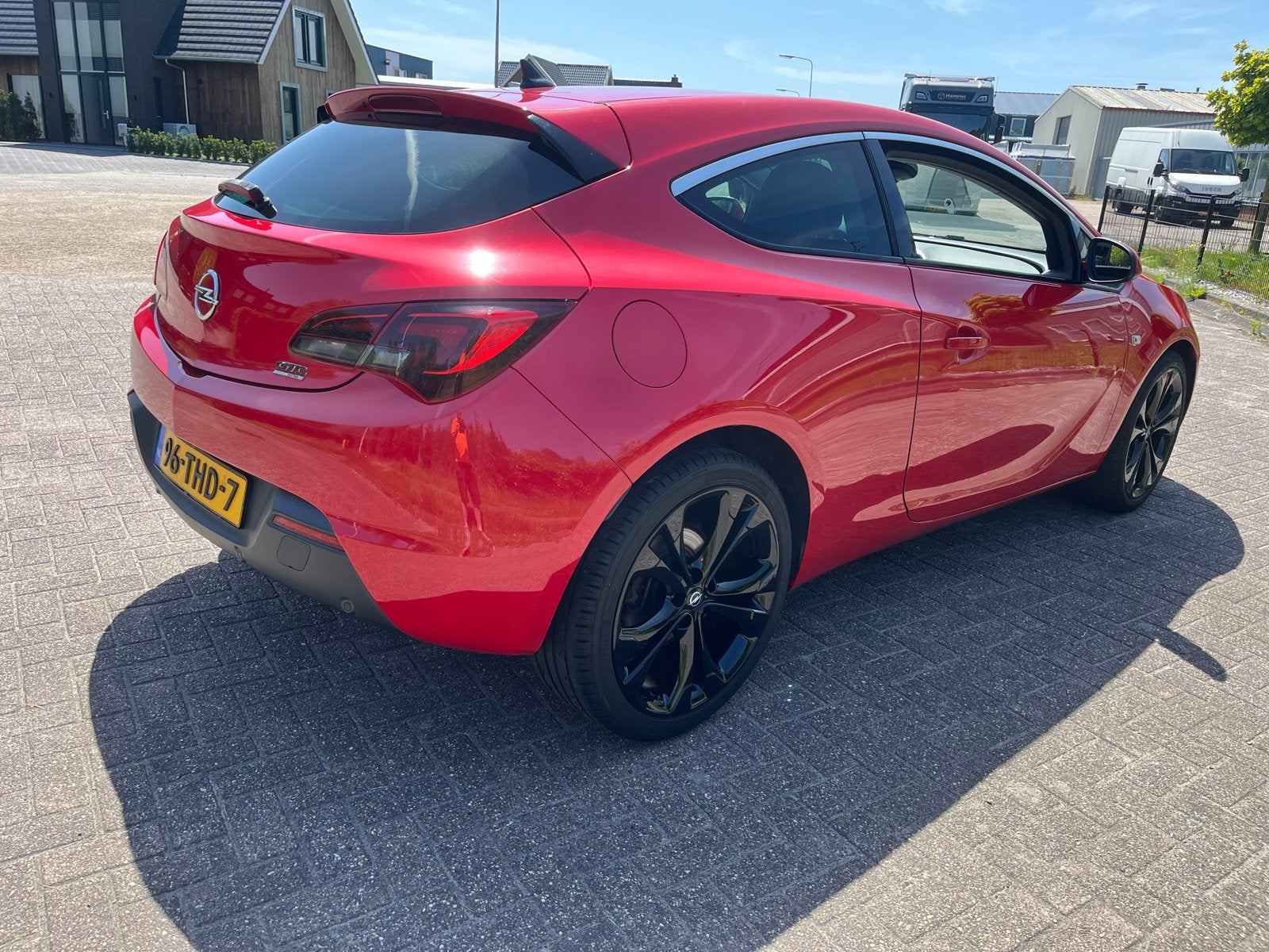 Opel Astra 1.4 16V 103KW GTC 2012 Rood 139500km, Auto's, Voorwielaandrijving, 1350 kg, 4 cilinders, 700 kg