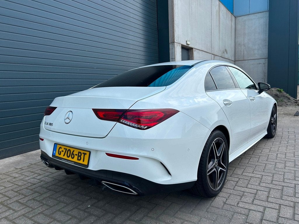Mercedes-Benz CLA-klasse 180 AMG AUT PANO 2019, CLA, 136 pk, Gebruikt, 4 cilinders