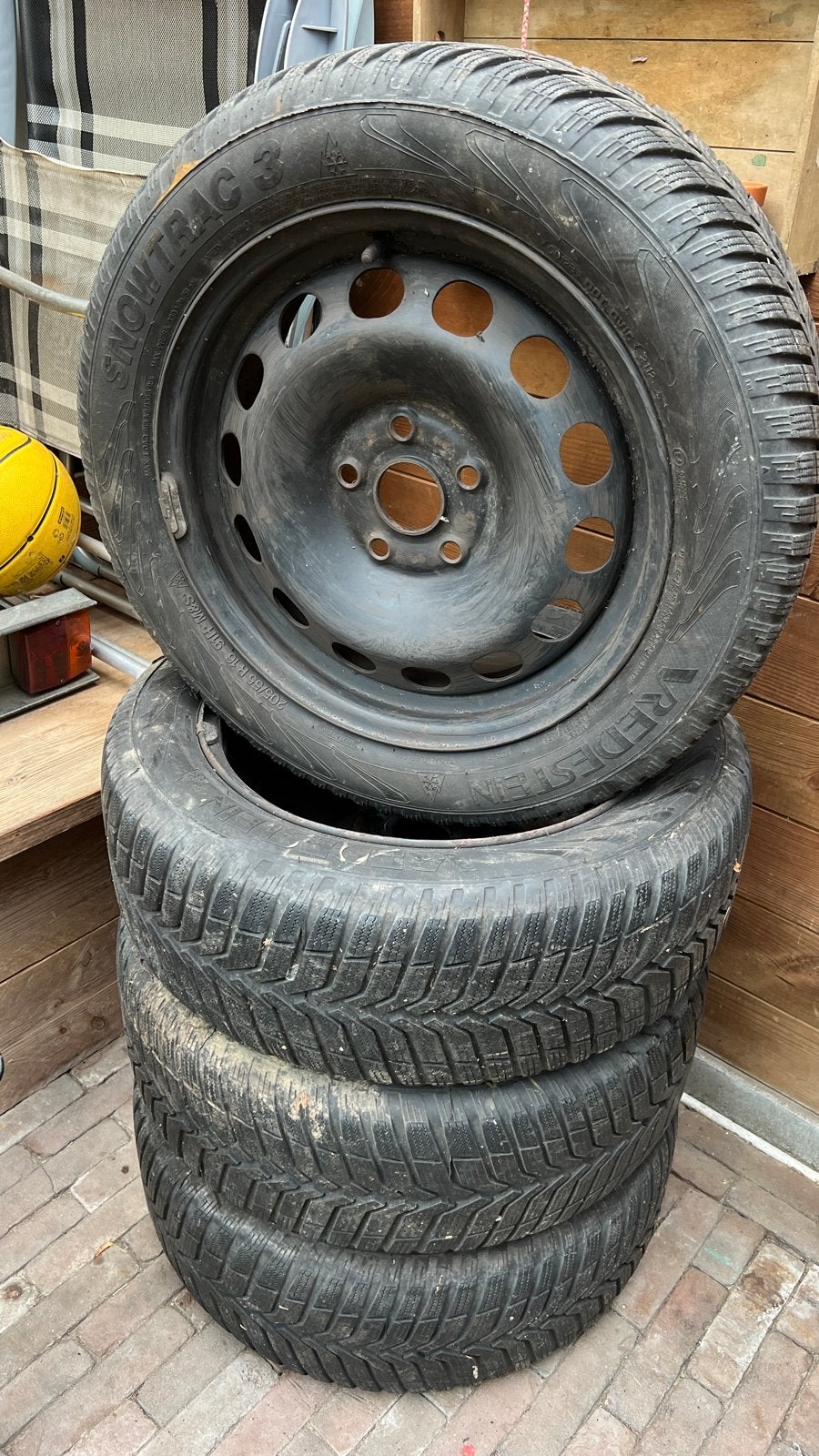 Set van 4 Vredestein Snowtrac 3 winterbanden op velg, Ophalen, Gebruikt, 16 inch, Banden en Velgen
