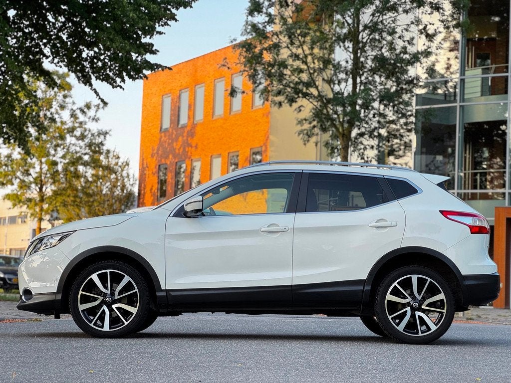 Nissan Qashqai 1.2 Tekna|AUT|360•|PANO|XENON|NAVI|LEDER|ST, Auto's, Nissan, Gebruikt, 4 cilinders, 116 pk, Wit