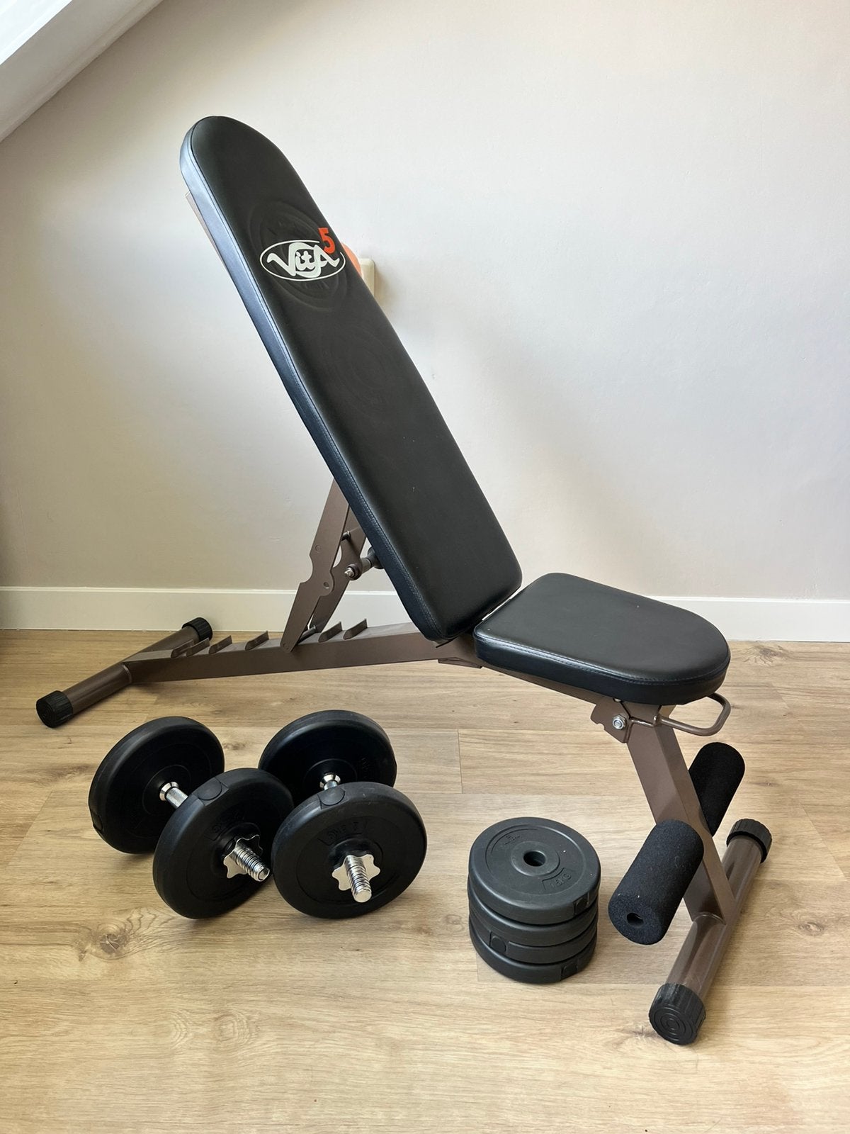 Verstelbare fitnessbank van Vita5 + gewichten, Sport en Fitness, Ophalen, Zo goed als nieuw, Fitnessbank