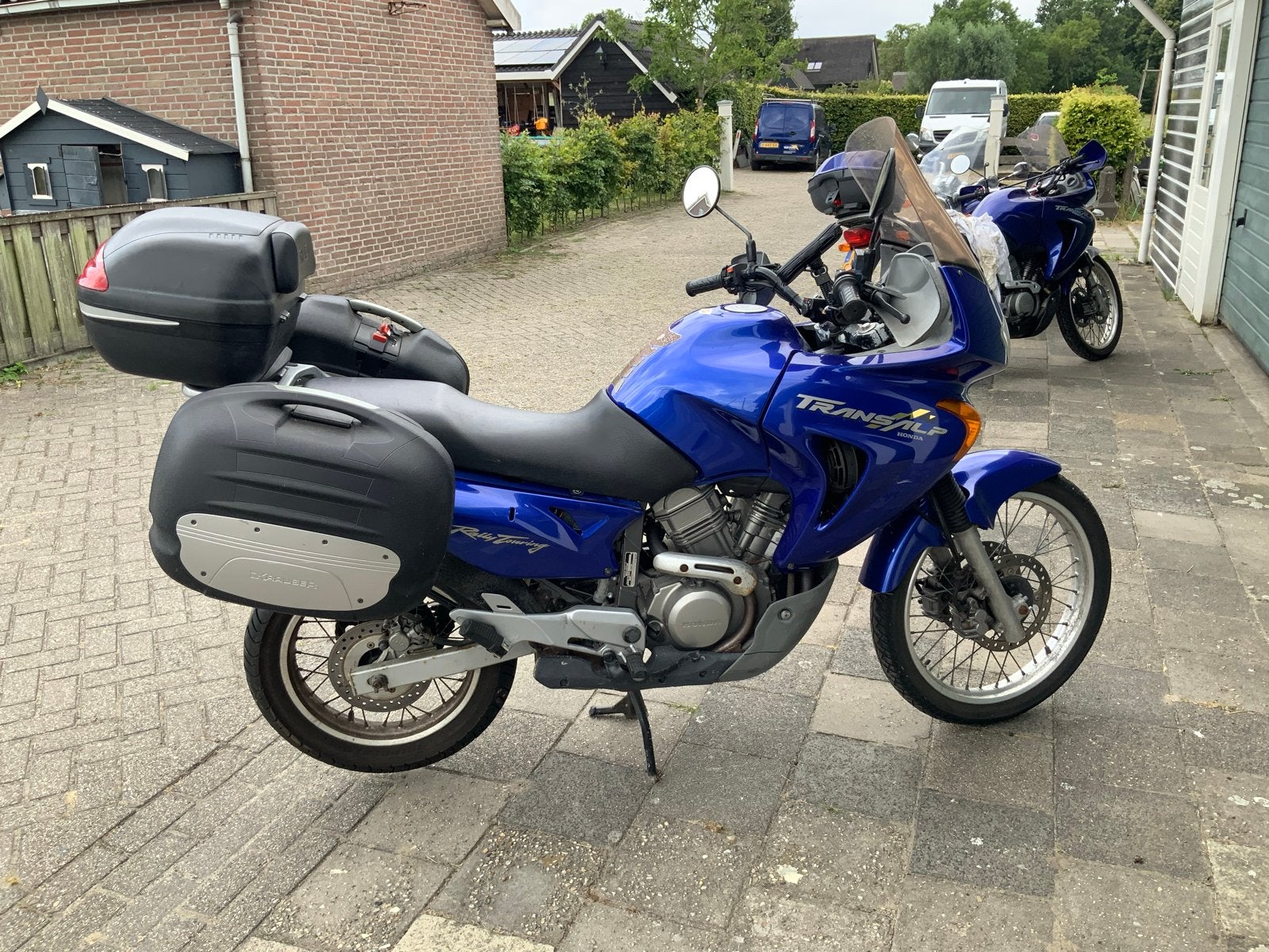 Honda Transalp 700 V - Klaar voor avontuur!, 2 cilinders, Motorrijbewijs A, Meer dan 35 kW, Enduro