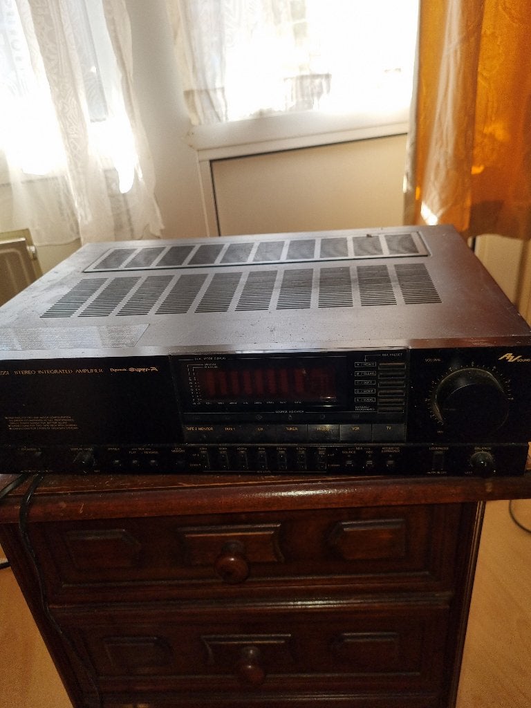 versterker 2 x 100 watt JVC, Audio, Tv en Foto, Versterkers en Receivers, Ophalen, JVC, Zo goed als nieuw, 60 tot 120 watt
