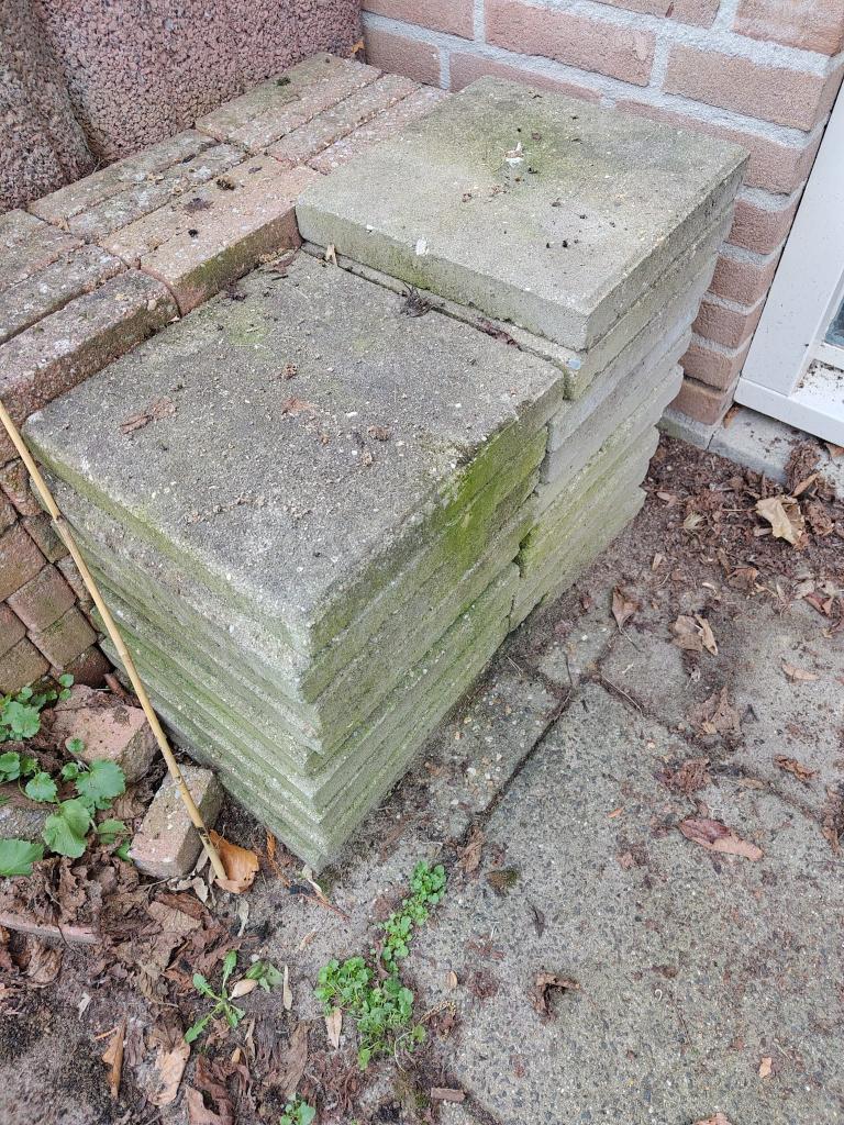 Gratis 30x30 tegels, Tuin en Terras, Ophalen, Gebruikt, Minder dan 5 m², Beton