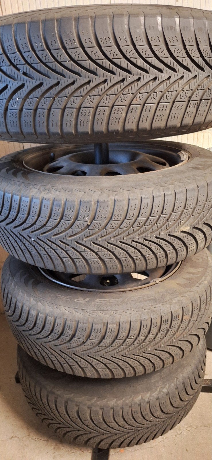 Stalen velgen R14 met winterbanden 175/65 o.a Hyundai Getz, Ophalen