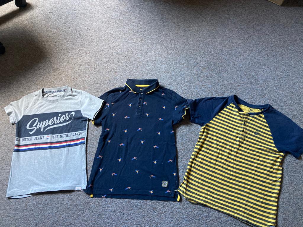 1x polo dblauw , 2x  tshirt maat 134/140, Ophalen of Verzenden, Zo goed als nieuw, Jongen, Shirt of Longsleeve