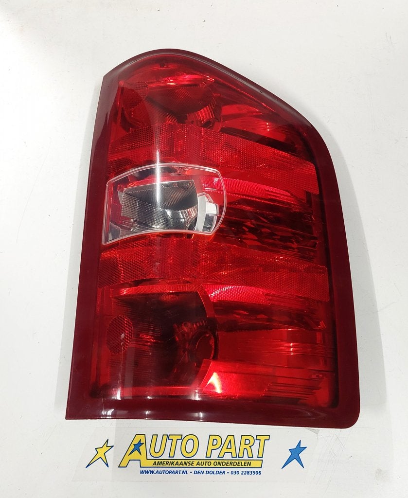 Chevrolet Silverado achterlicht 2007-2014, Gebruikt, Info@gm.com, Ophalen of Verzenden, P.O. BOX 33170 Detroit, MI 48232-5170