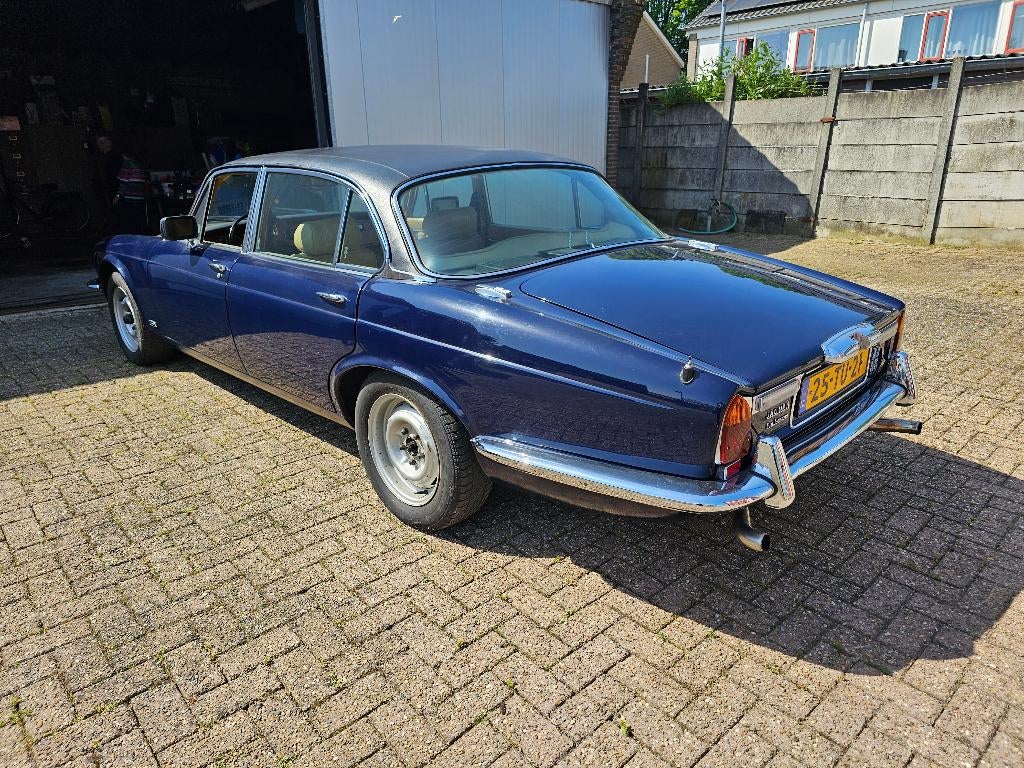 Jaguar XJ 5.3 LWB AUT 1978 Blauw, foto 3