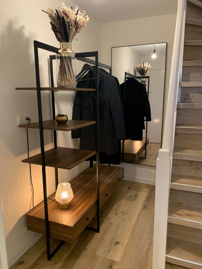 Westwing openkleding kast hout metaal, Ophalen, Zo goed als nieuw