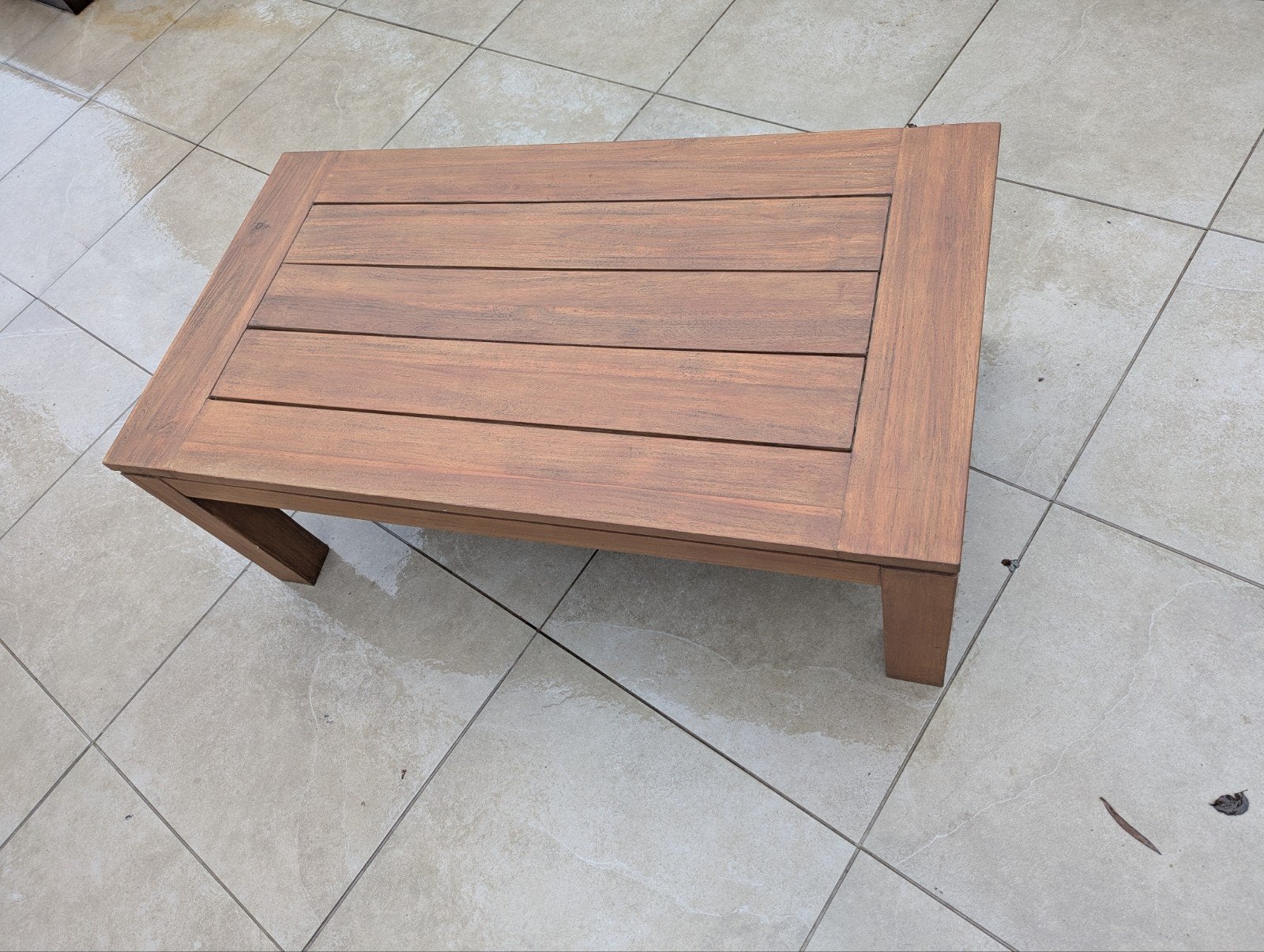 Zo goed als nieuwe houten salontafel, Huis en Inrichting, Ophalen, 100 tot 150 cm, 50 tot 100 cm, Zo goed als nieuw