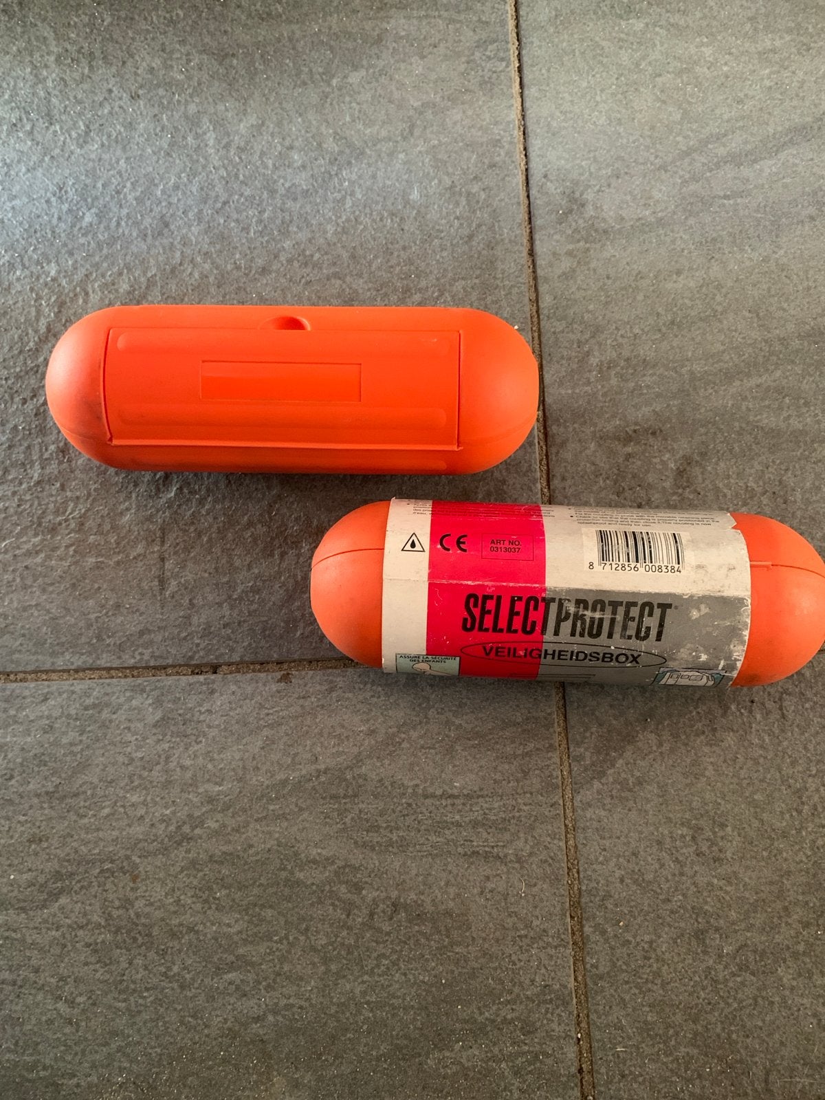 Select Protect Veiligheidsbox - Oranje, Ophalen, Zo goed als nieuw