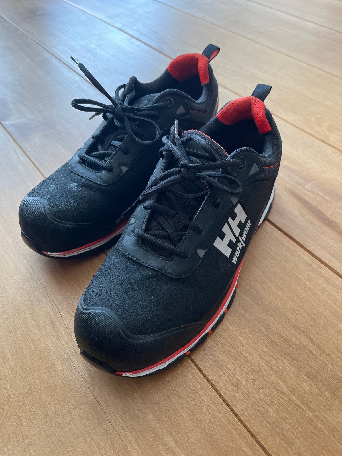 Helly Hansen Workwear veiligheidsschoenen maat 46, Ophalen, Zo goed als nieuw