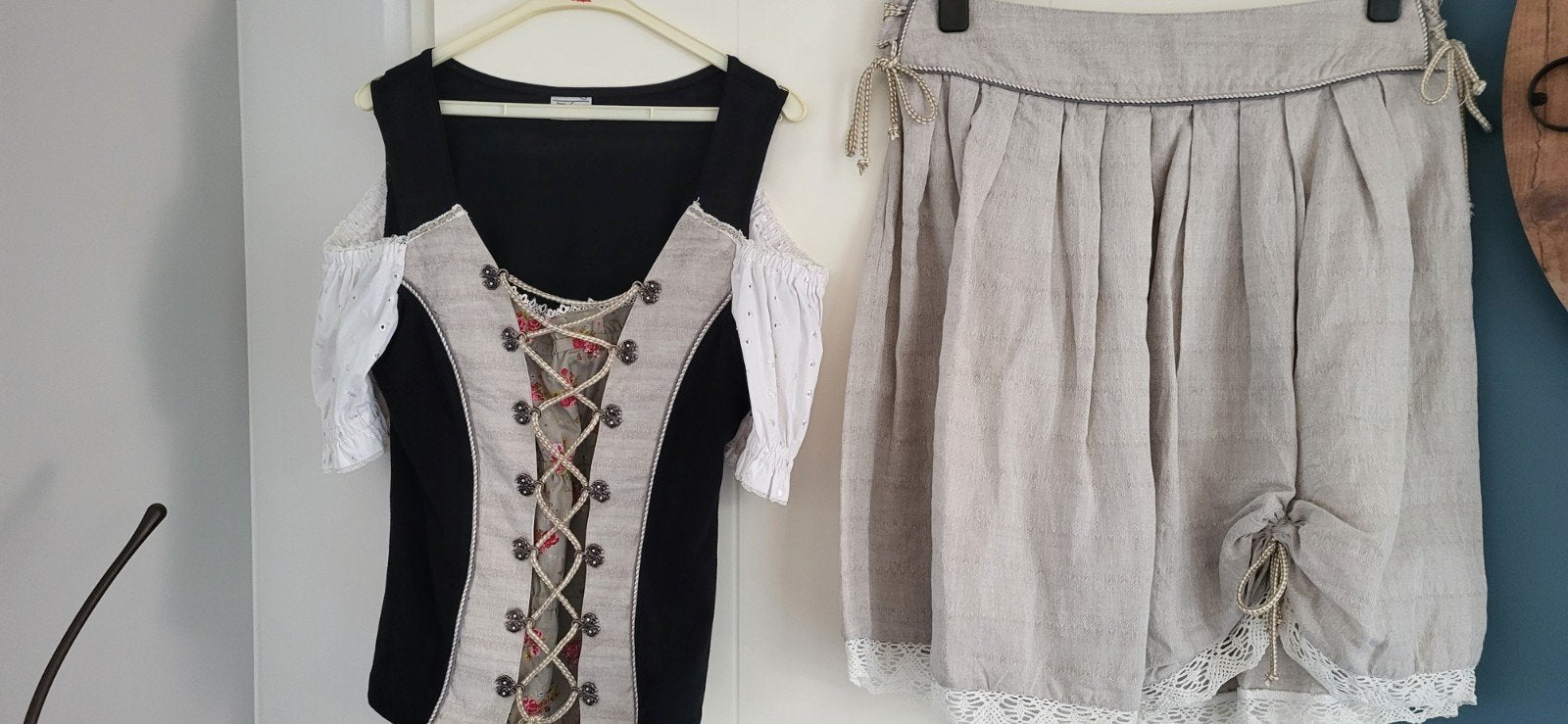 2-delige set Oktoberfeest, Maat 42/44 (L), Ophalen of Verzenden, Alphorn, Kleding