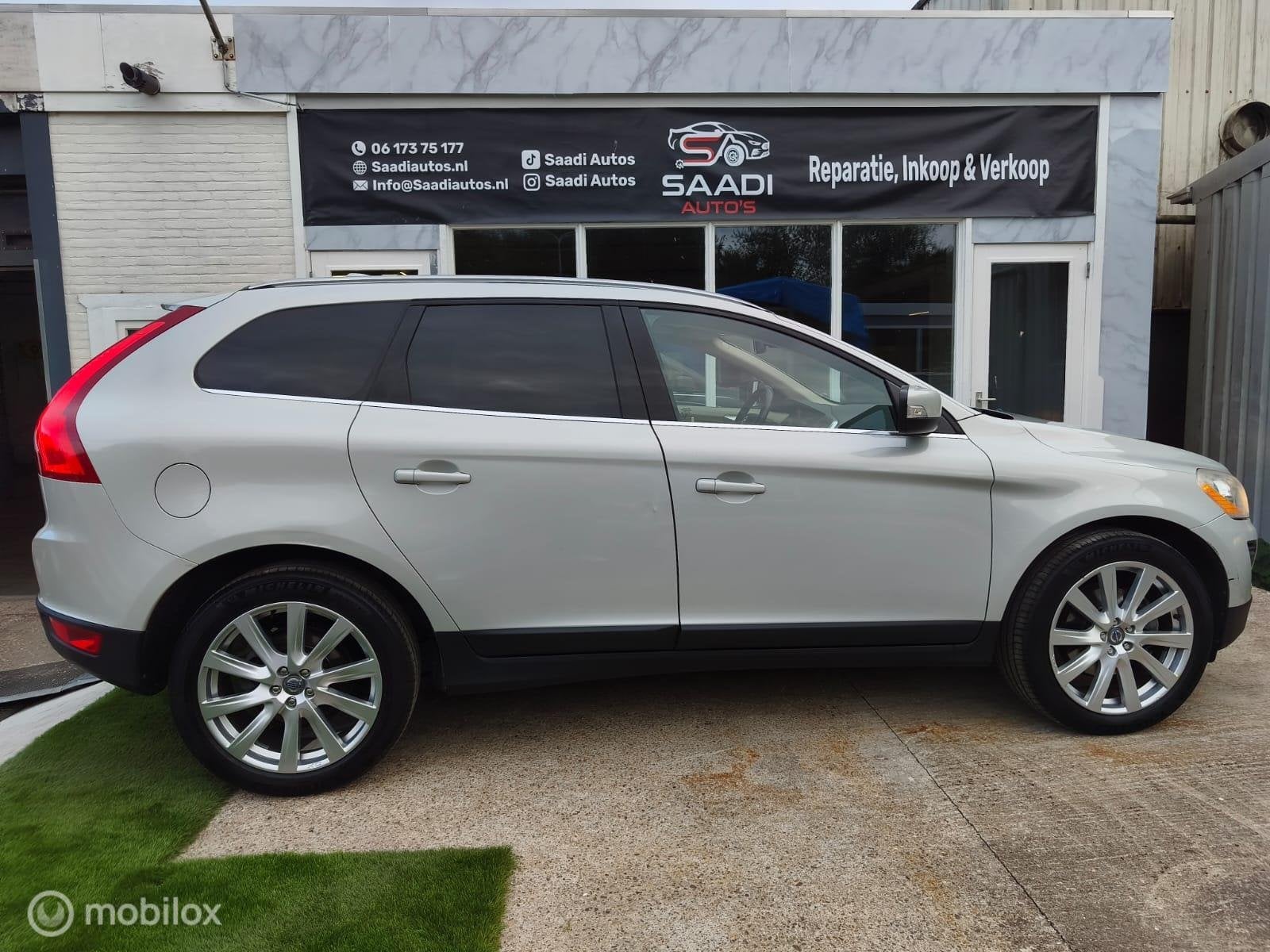 Volvo XC60 2.0 T5 Summum, Euro 5, Gebruikt, 4 cilinders, Leder