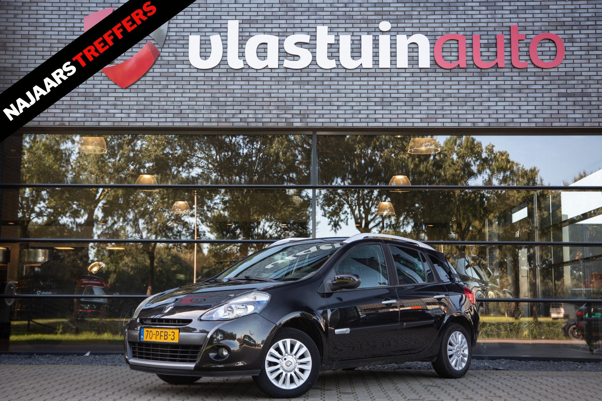 Renault Clio Estate 1.2 TCE Collection , Cruise, Koude airco, Voorwielaandrijving, Euro 5, Gebruikt, Zwart