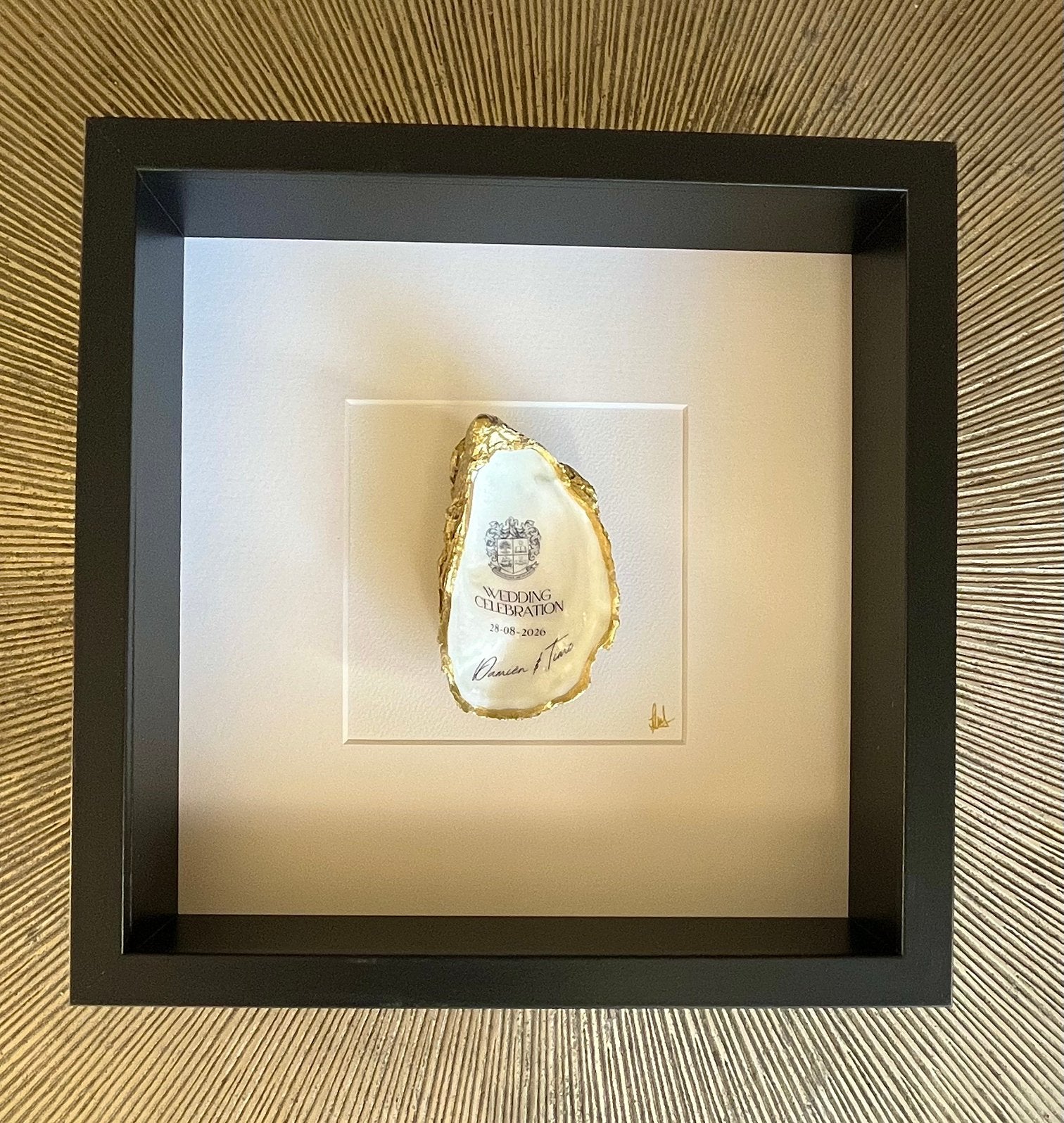 Huwelijks oester in lijst, Ophalen of Verzenden, Zo goed als nieuw, Minder dan 50 cm
