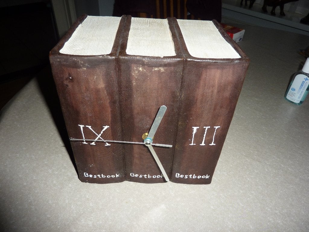 Unieke Boekklok - Decoratieve Tafelklok in Boekvorm, Huis en Inrichting, Woonaccessoires | Klokken, Gebruikt, Analoog, Ophalen of Verzenden