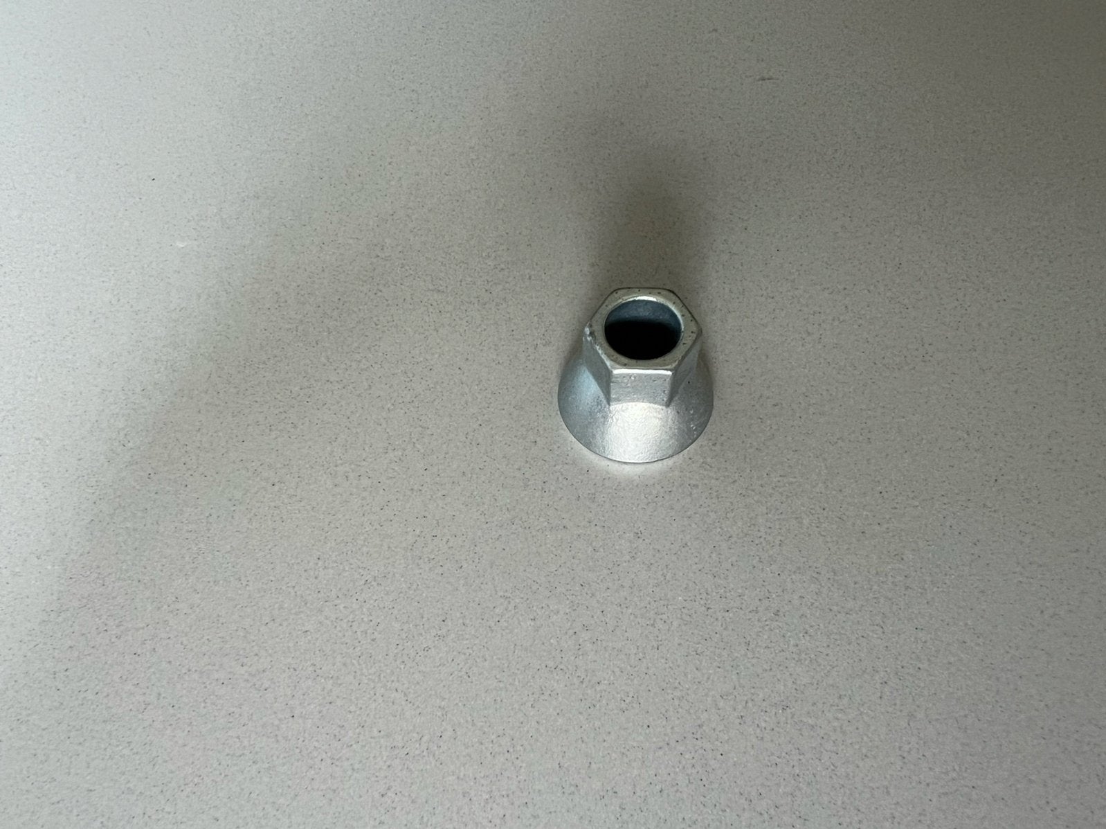 Vanmoof Antidiefstalmoer tool, Fietsen en Brommers, Ophalen of Verzenden, Zo goed als nieuw, Gereedschapsset