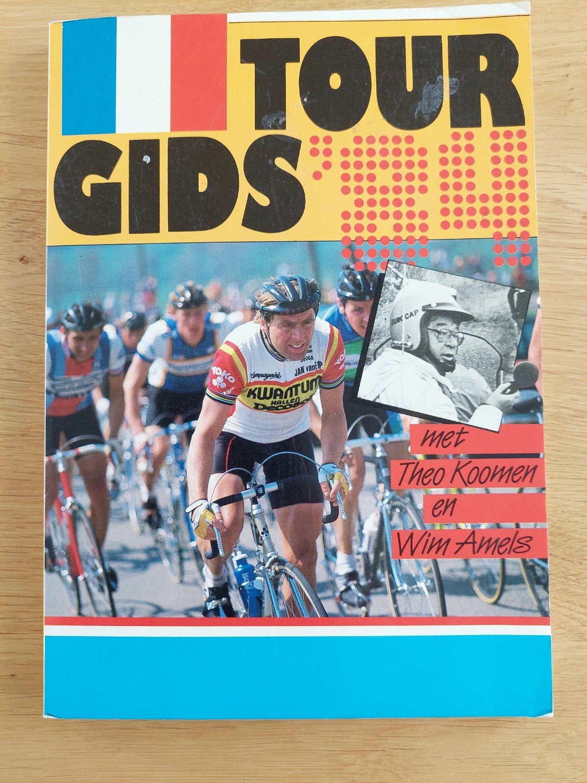 Tourgids '84 met Theo Koomen en Wim Amels, Boeken, Ophalen of Verzenden, Gelezen, Theo Koomen, Wim Amels, Lopen en Fietsen