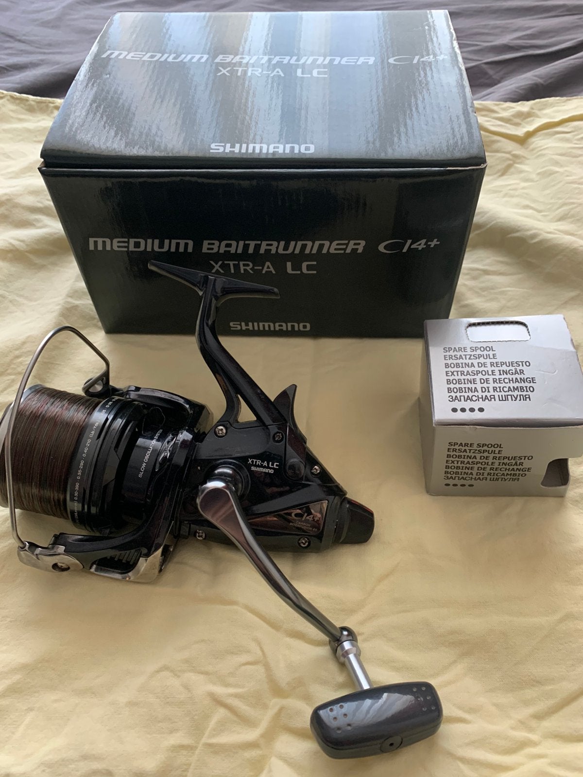 Shimano Medium Baitrunner CI4+ XTR-A LC   2 Molens, Ophalen of Verzenden, Zo goed als nieuw, Molen