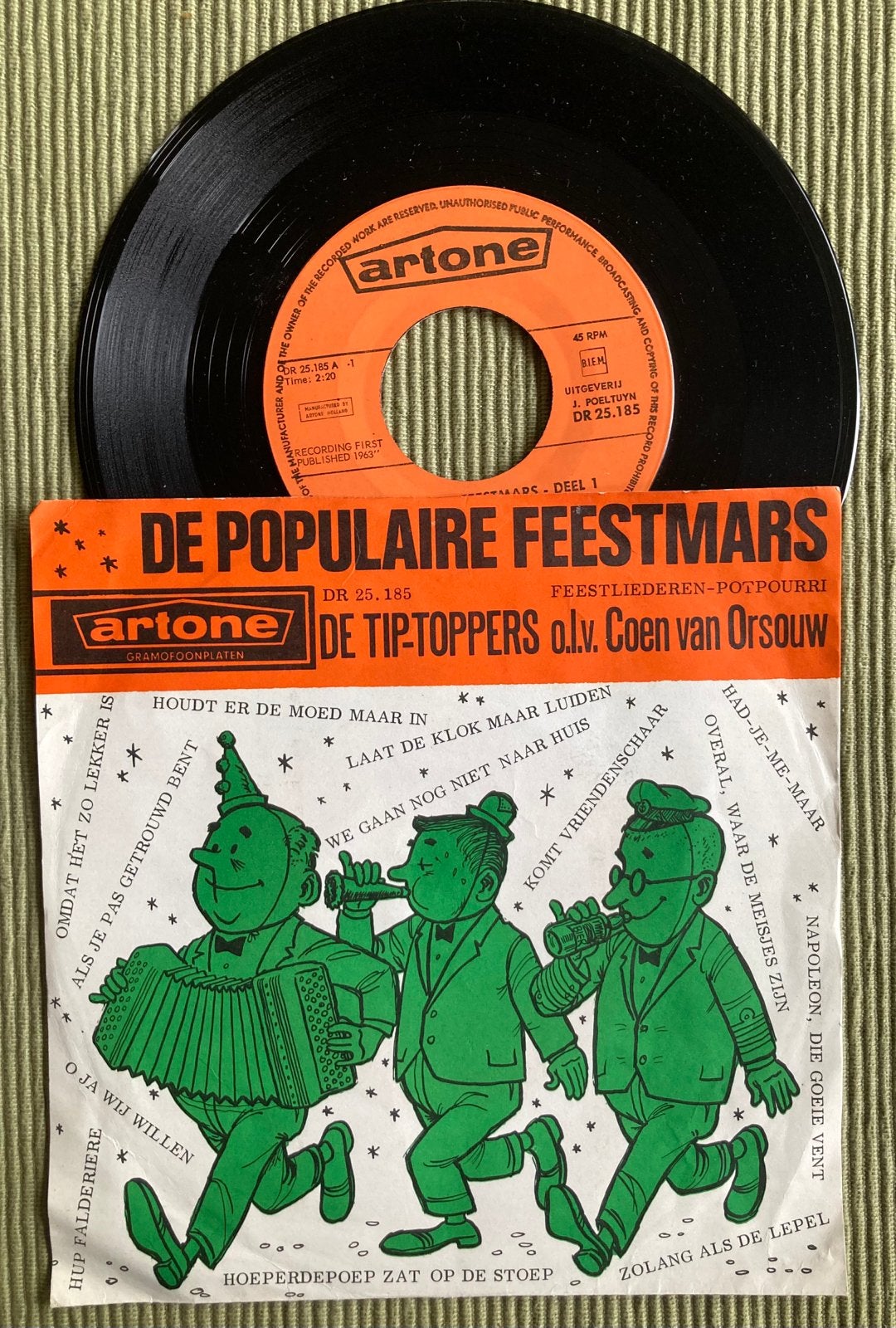 Vinyl single De Tiptoppers - De Populaire Feestmars, Gebruikt, 7 inch, Ophalen of Verzenden, Overige typen