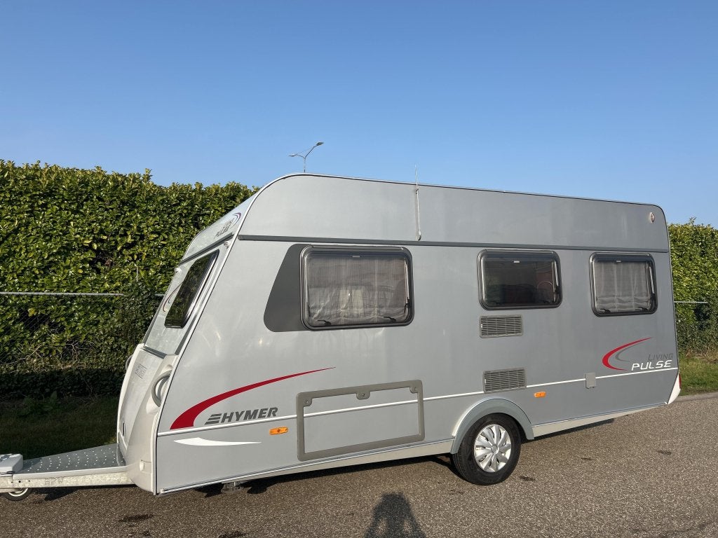 Eriba 465 Living Pulse 2009 RONDZIT FRANS BED VOORTENT, Rondzit, Bedrijf, Info@hymer.com, Holzstraße 19, D-88339 Bad Waldsee, Duitsland