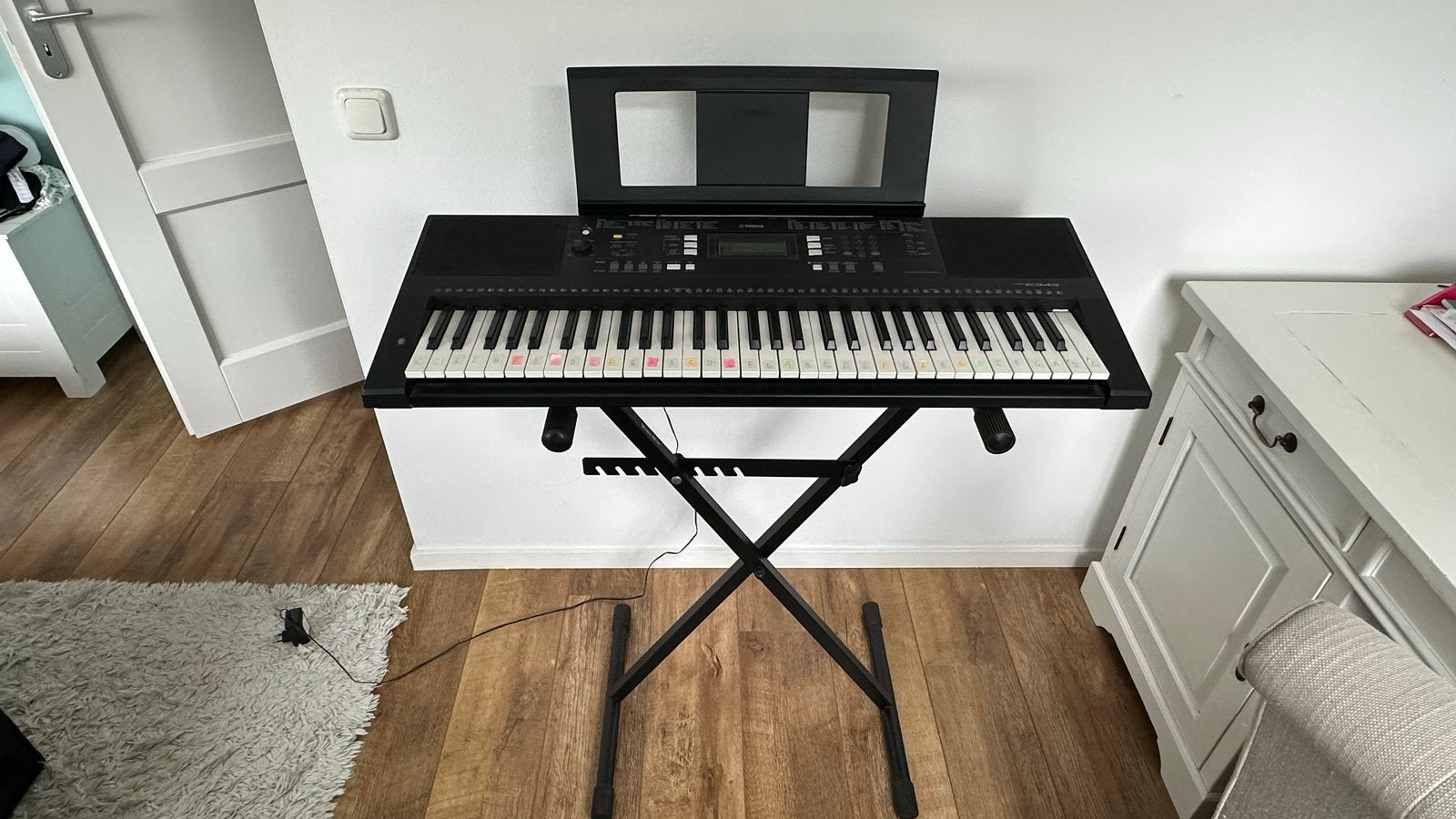 Yamaha PSR-E363 Keyboard met standaard, Ophalen, Yamaha, Aanslaggevoelig, 61 toetsen