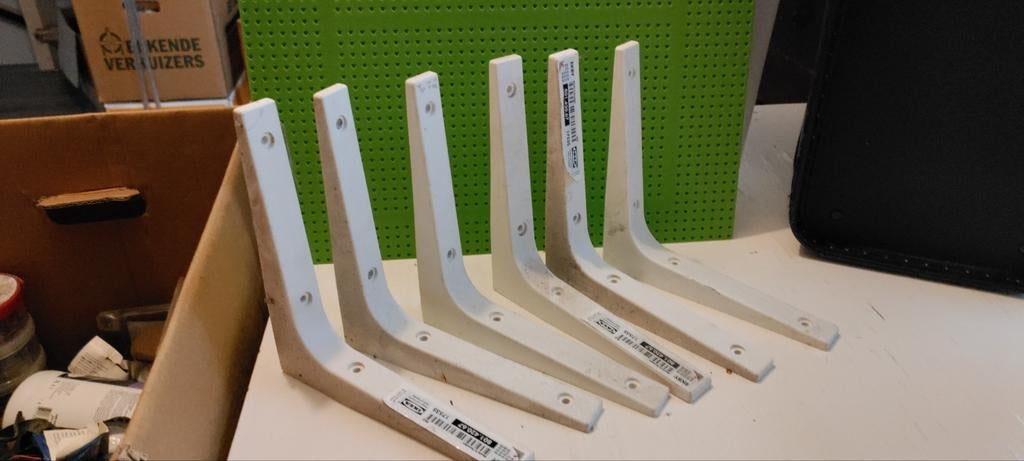 IKEA EKBY plankdragers, 6 stuks, Huis en Inrichting, Woonaccessoires | Wandplanken en Boekenplanken, Ophalen of Verzenden