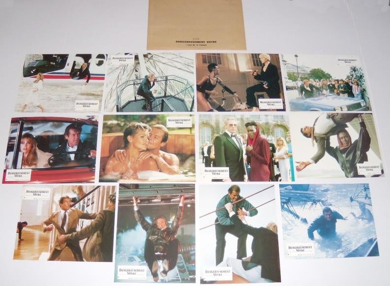 A   VIEW   TO   A   KILL      filmfotoset., Verzamelen, Verzenden, Nieuw, A4 of kleiner, Film en Tv