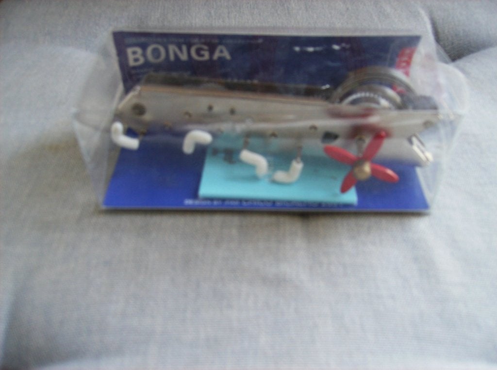 BONGA, KIKKERLAND,SPEELGOED ROBOT, CLIMBING WORM, Ophalen of Verzenden, Nieuw