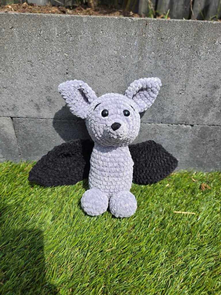 Schattige gehaakte vleermuis knuffel, Handgemaakt, Overige typen, Grijs, Nieuw