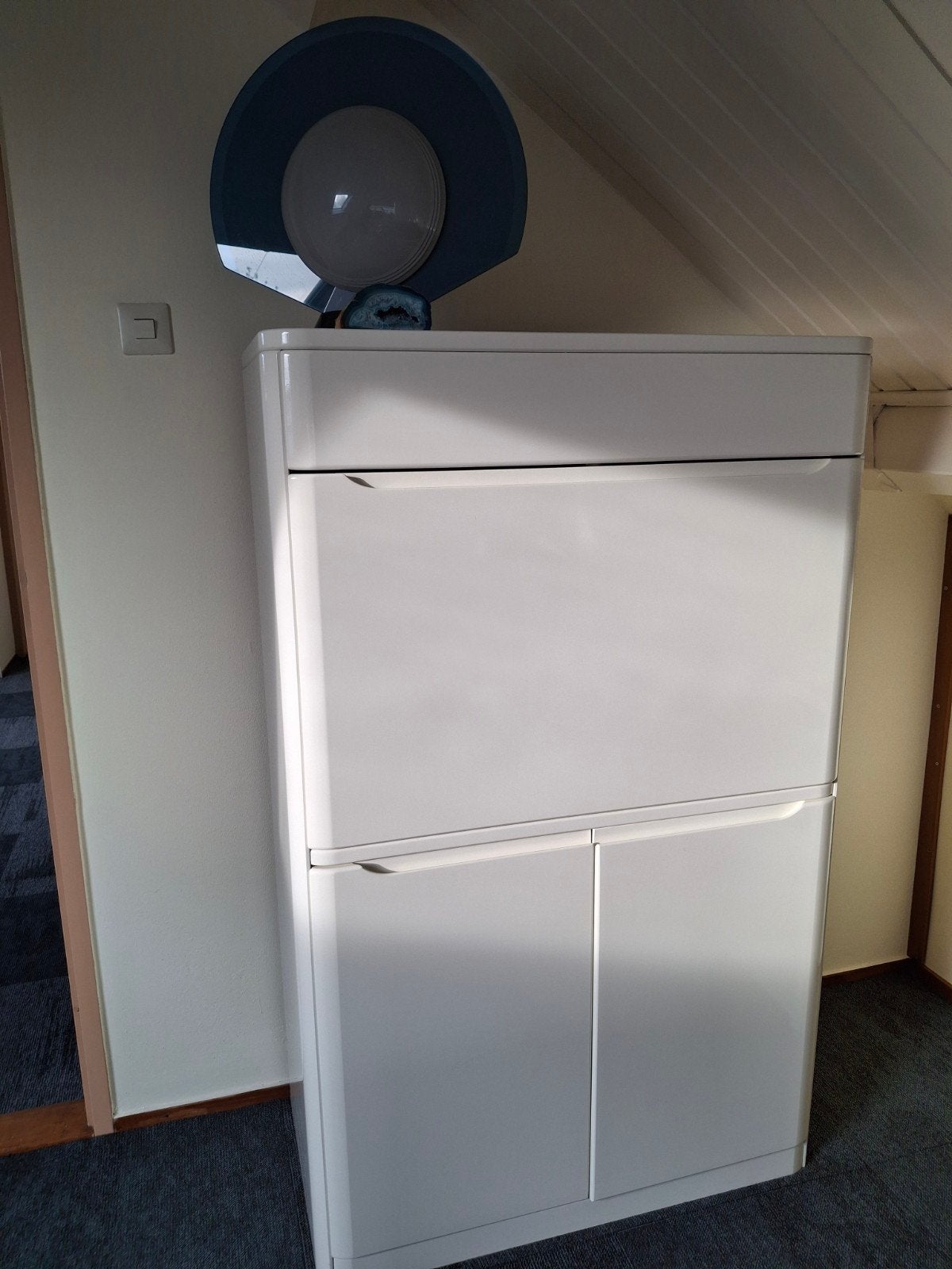 Witte hoogglans Kast., Ophalen, 50 tot 100 cm, Zo goed als nieuw, Minder dan 100 cm