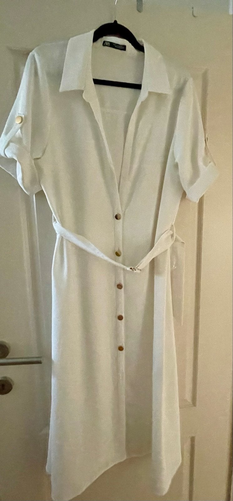 Witte Zara Jurk met Knoopsluiting en Ceintuur, Kleding | Dames, Jurken, Zo goed als nieuw, Maat 46/48 (XL) of groter, Wit, Knielengte