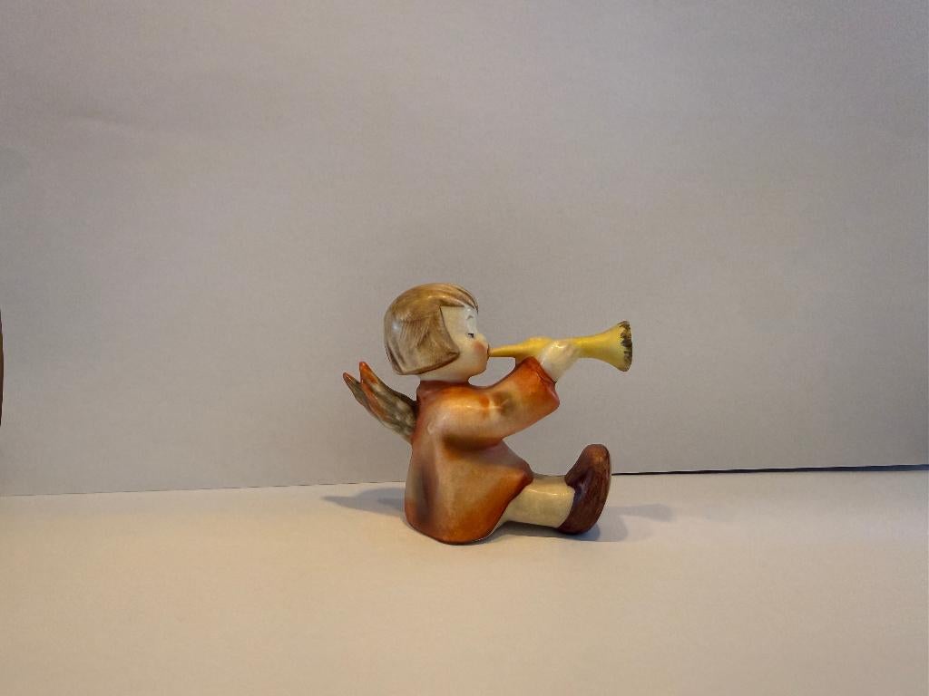Hummel nr. 238, Verzamelen, Beelden en Beeldjes, Ophalen of Verzenden, Zo goed als nieuw, Hummel