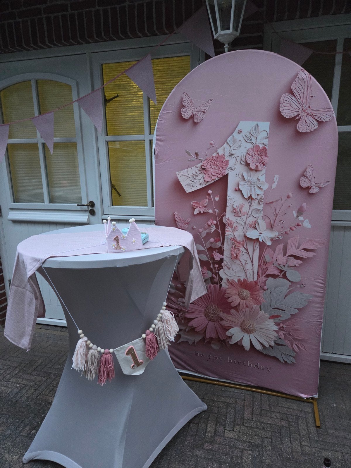 1eVerjaardag Meisje Set: Doek, Kroon & Kinderstoel Versierin, Ophalen of Verzenden, Zo goed als nieuw, Feestartikel