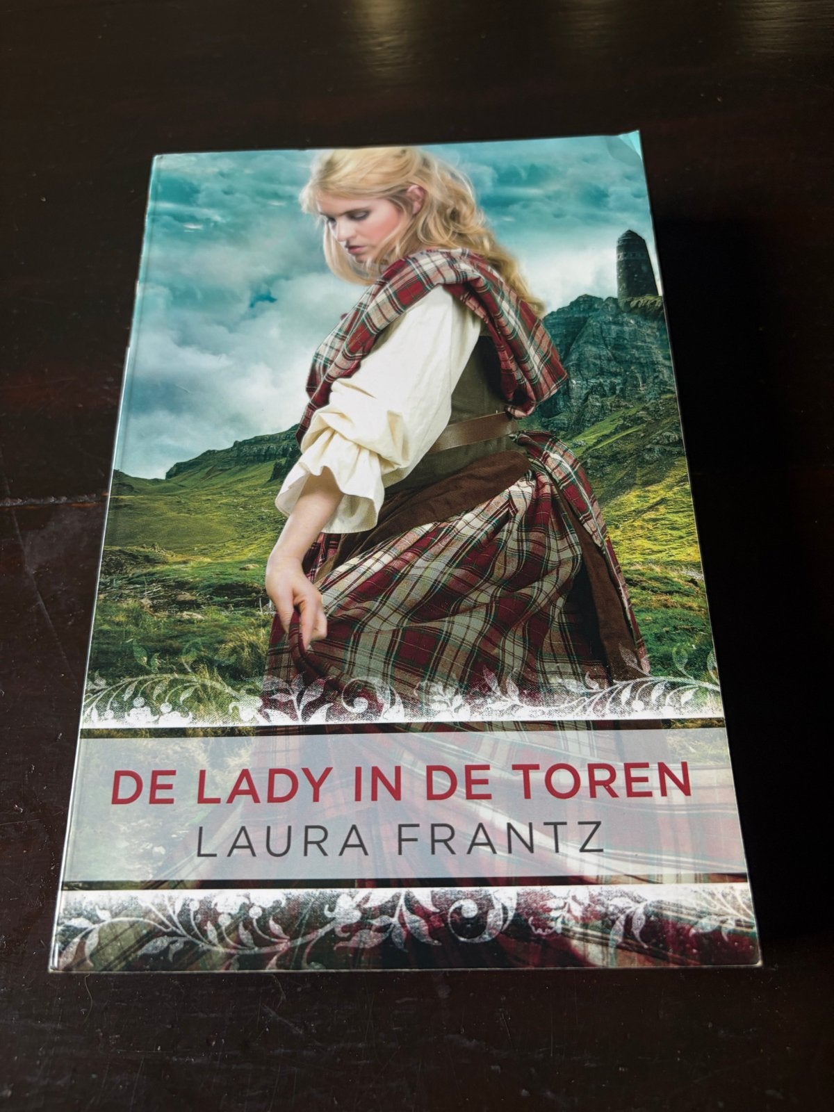 De Lady in de Toren - Laura Frantz (Historische Roman), Boeken, Ophalen of Verzenden, Gelezen, Laura Frantz