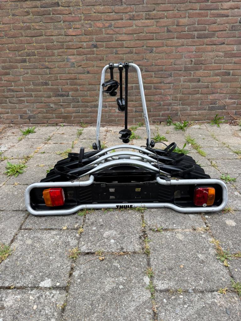Thule fietsendrager, Ophalen, 3 fietsen of meer, Zo goed als nieuw, Trekhaakdrager