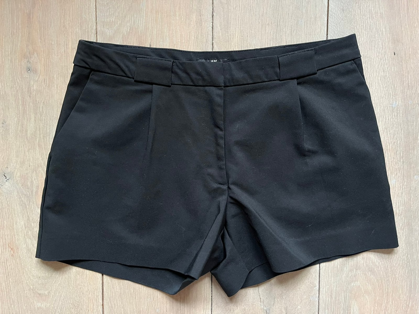 H&M nette zwarte 40 gevoerde shorts feest party korte broek!, Maat 38/40 (M), H&M, Kort, Zwart