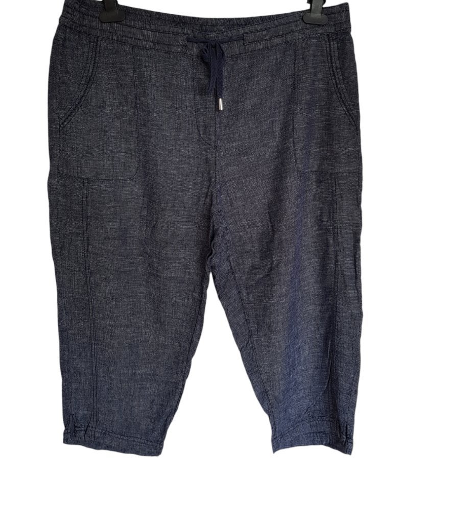 Mooie MISS ETAM capri pantalon donker blauw maat 44., Maat 42/44 (L), Zo goed als nieuw, Driekwart, Miss Etam