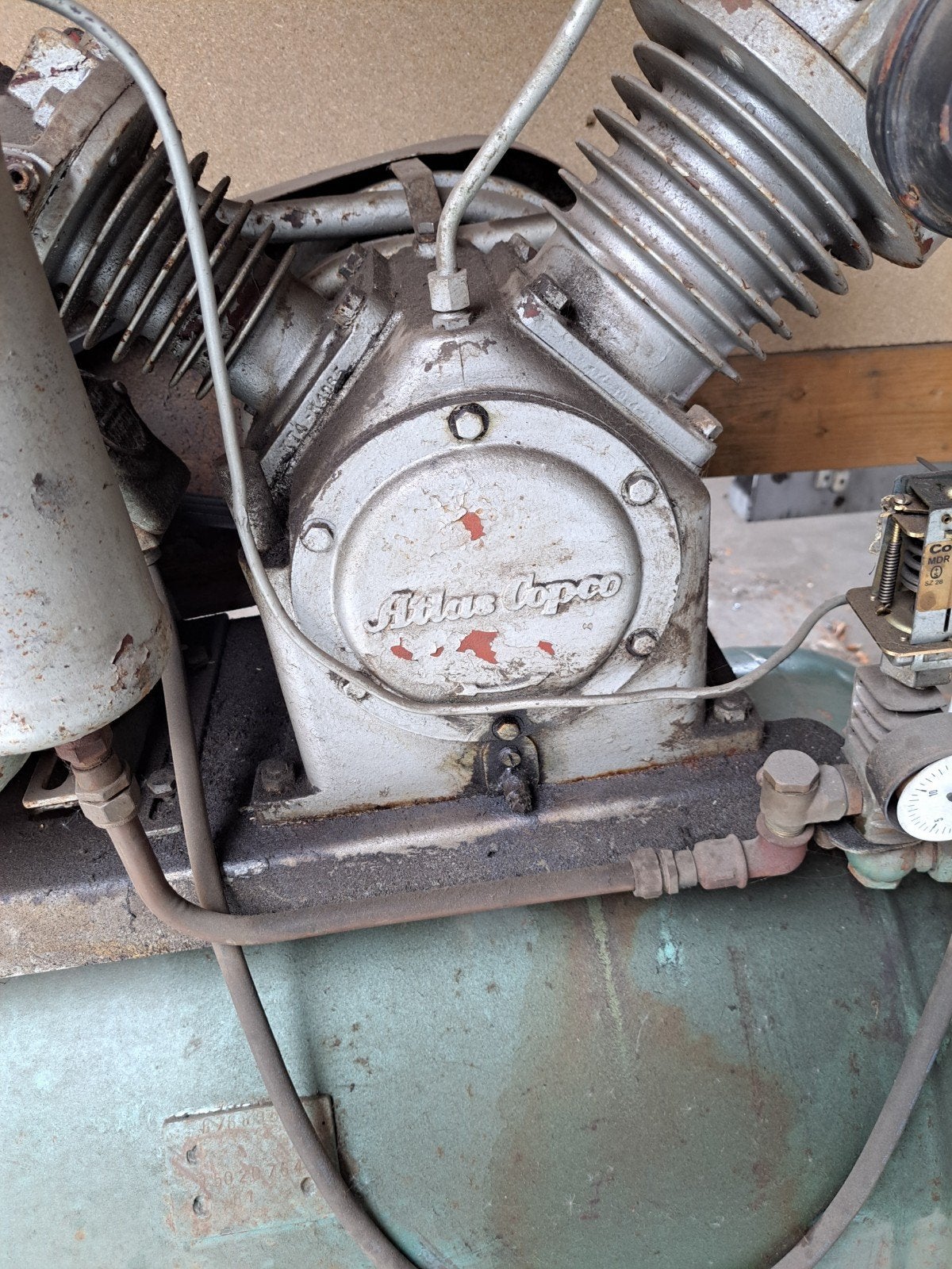 compressor   Atlas copco., Doe-het-zelf en Verbouw, Compressors, 100 liter of meer, Ophalen, Gebruikt