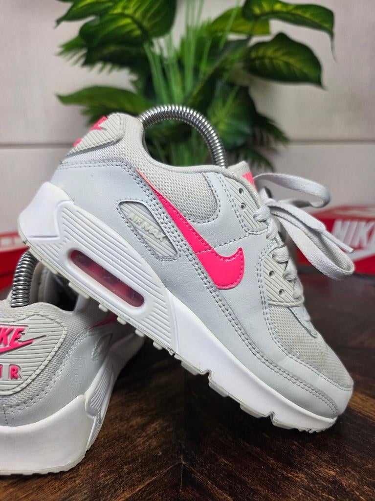Nike Air Max 90 GS 'Photon Dust Digital Pink' maat 36,5, Nike, Ophalen of Verzenden, Nike, Nike