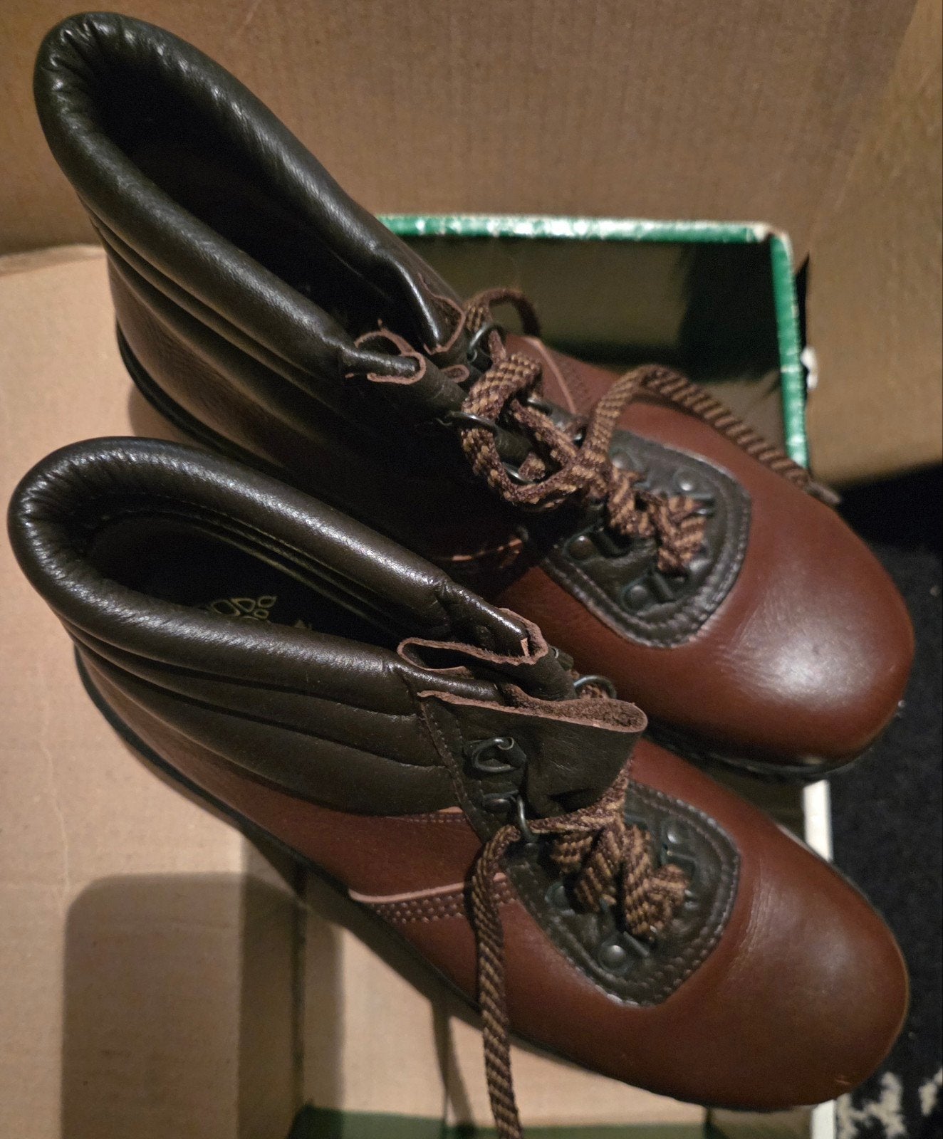 Nieuwe Bata schoenen, maat 40: nú slechts € 14,50 !!, Bruin, Nieuw, Bata, Wandelschoenen