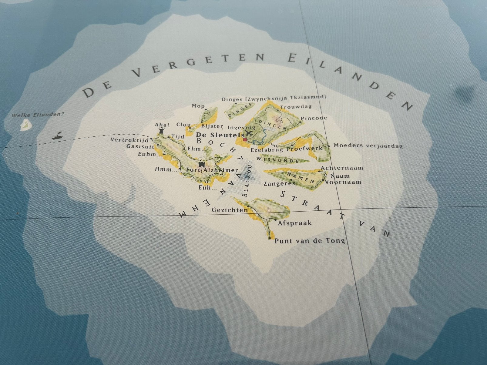 De atlas van de Belevingswereld en Vergeten Eiland in lijst, Ophalen, Minder dan 50 cm, Schilderij