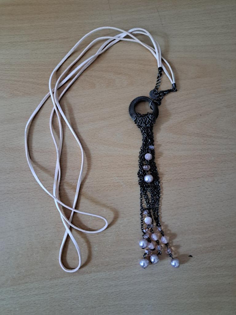 Elegante ketting met parels en donkere kettingen, Zwart, Nieuw, Ophalen of Verzenden, Overige materialen